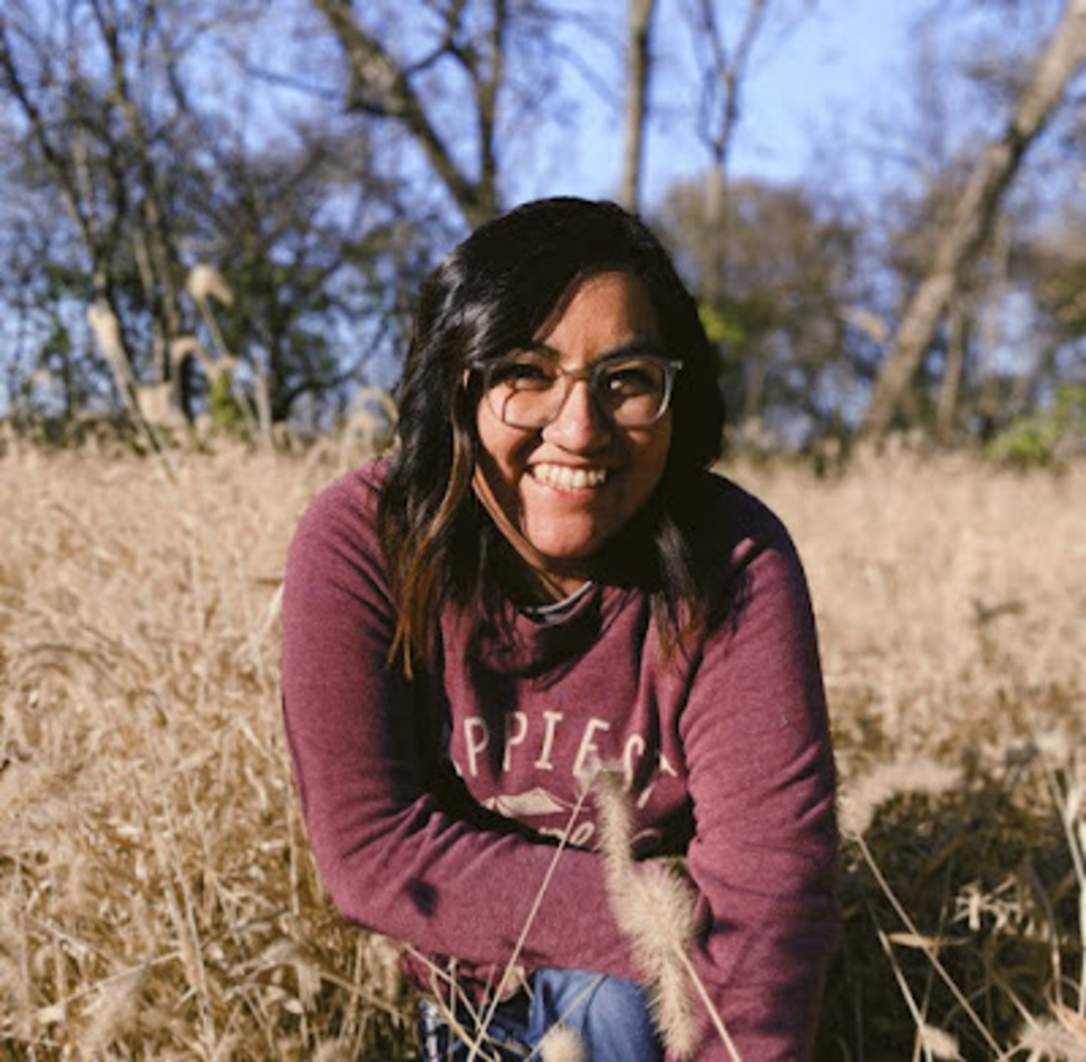 Meet your Posher, Adrianna
